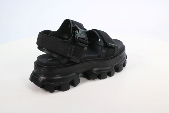 Босоножки и сандалии Andrea Botti 50101701