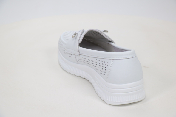 Туфли закрытые Madella 50115783