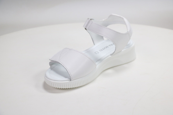 Босоножки и сандалии Andrea Botti 50107839