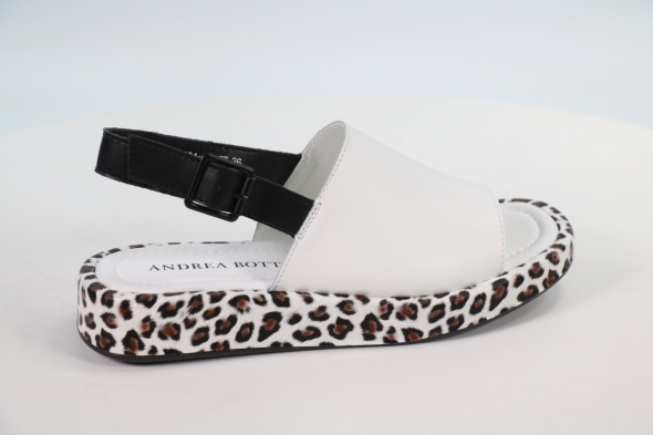 Босоножки и сандалии Andrea Botti 50112340