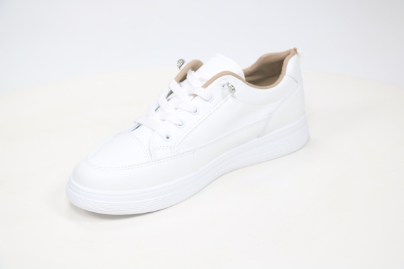 Спортивная обувь Rixshuz 18056078