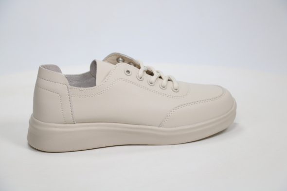 Спортивная обувь Rixshuz 18056040