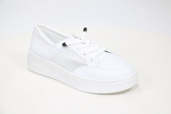 Спортивная обувь Rixshuz 18056080