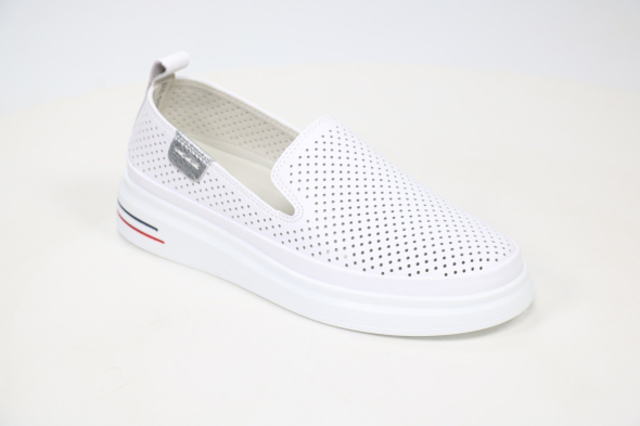 Туфли закрытые Madella 50116035