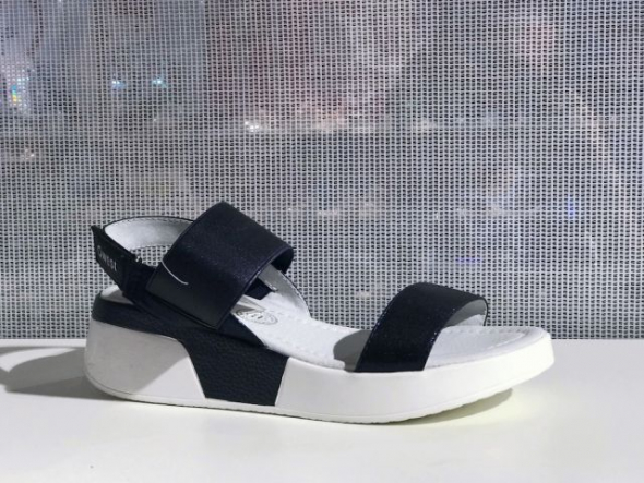 Босоножки QWEST 50095417