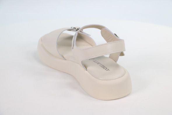 Босоножки и сандалии Andrea Botti 50112210