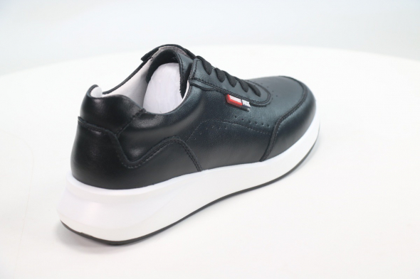 Спортивная обувь TOFA 50107983