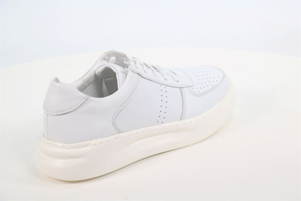 Спортивная обувь Andrea Botti 50101809