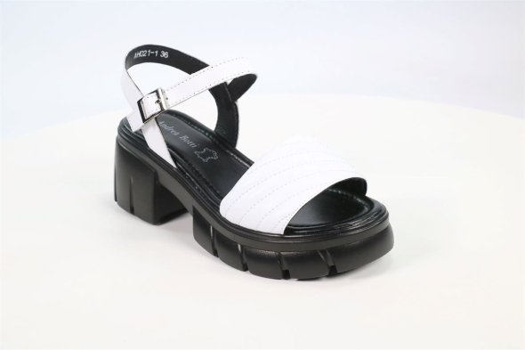 Босоножки и сандалии Andrea Botti 50101816