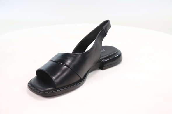 Босоножки и сандалии Andrea Botti 50112436