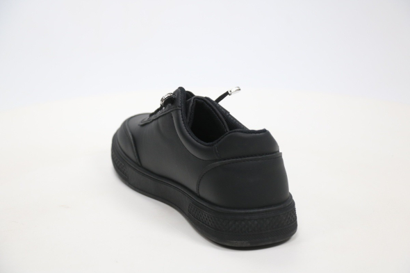 Спортивная обувь Rixshuz 18056039