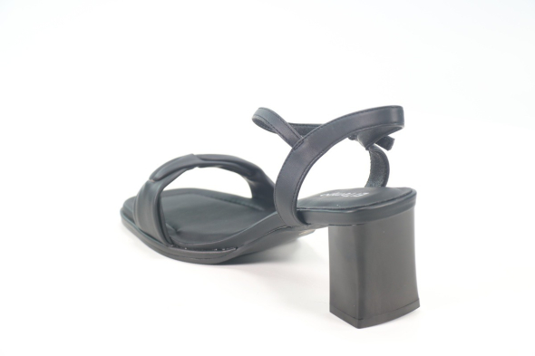 Босоножки и сандалии El Tempo 50105261