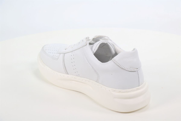 Спортивная обувь Andrea Botti 50101809