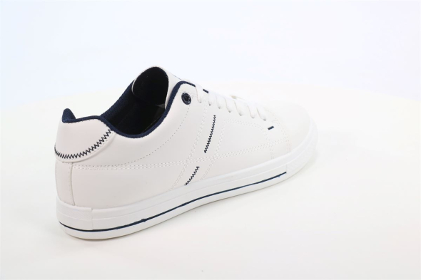 Спортивная обувь CROSBY 50101595