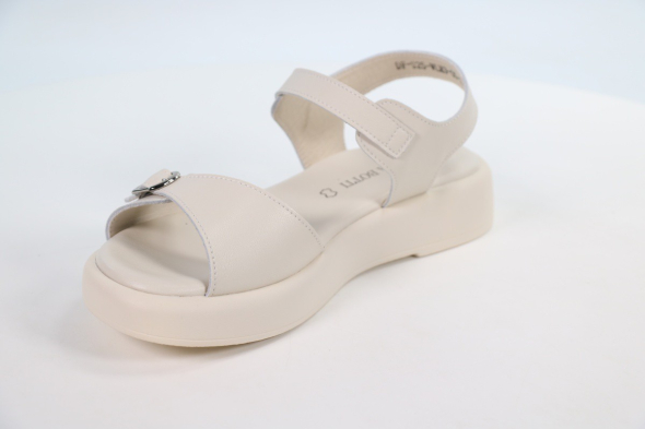 Босоножки и сандалии Andrea Botti 50112210