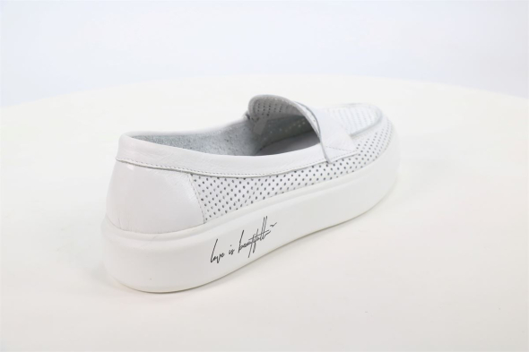 Туфли закрытые SPUR 50101943