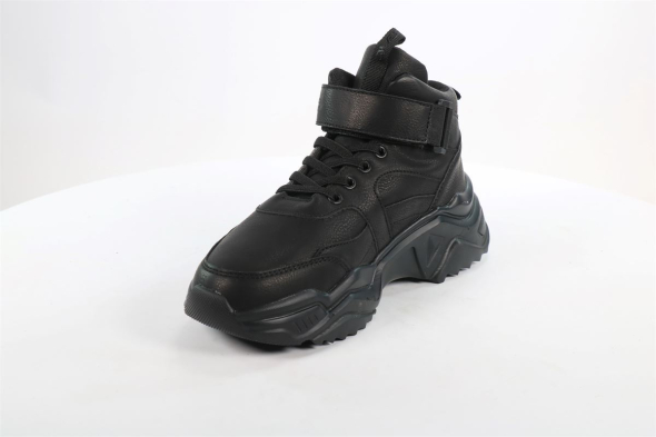 Сапоги и ботинки QWEST 50100130