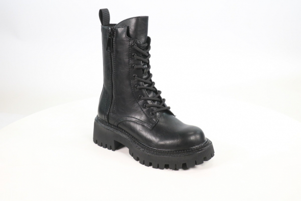 Сапоги и ботинки Betsy 50103904