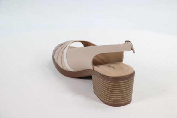 Босоножки и сандалии Andrea Botti 50112401