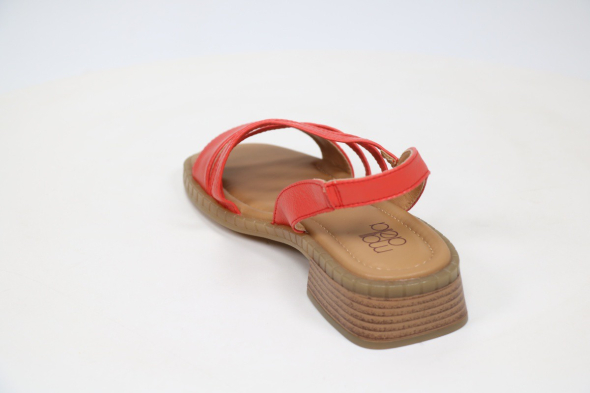 Босоножки и сандалии Madella 50115883