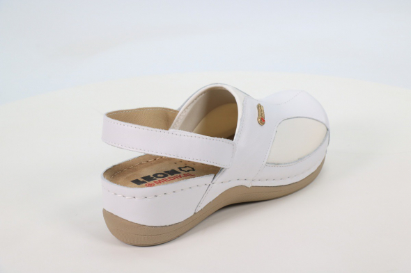 Босоножки и сандалии LEON Medikal 18055752