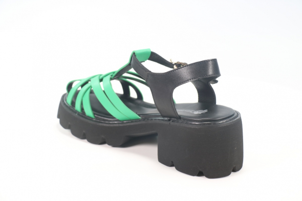 Босоножки и сандалии TF'S 50105523