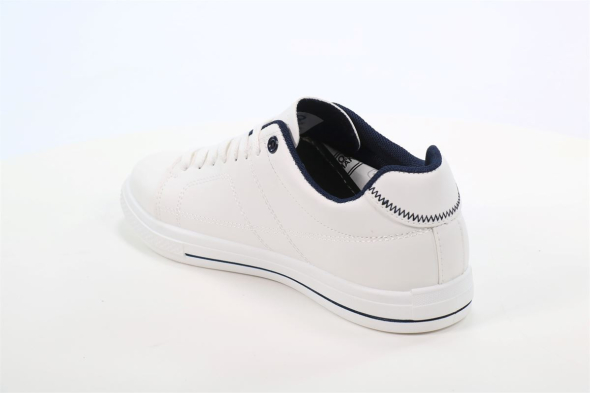 Спортивная обувь CROSBY 50101595