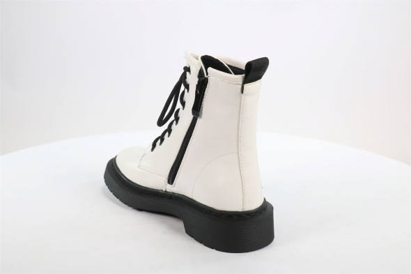 Сапоги и ботинки Betsy 50098669