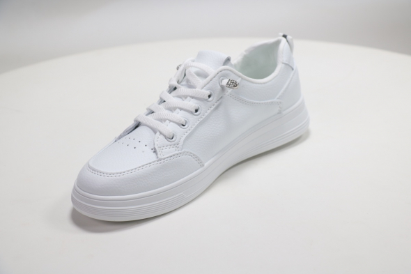 Спортивная обувь Rixshuz 50108144