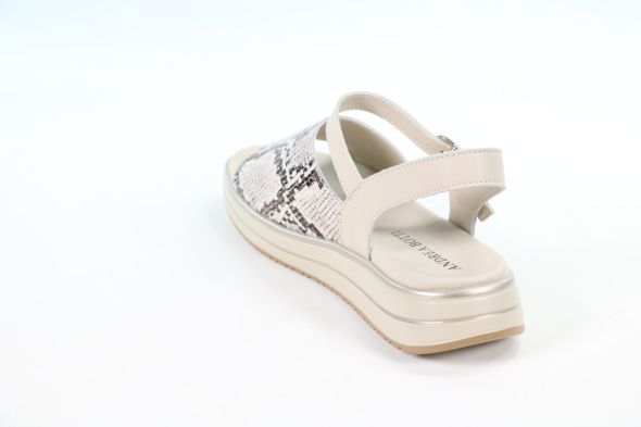 Босоножки и сандалии Andrea Botti 50112374