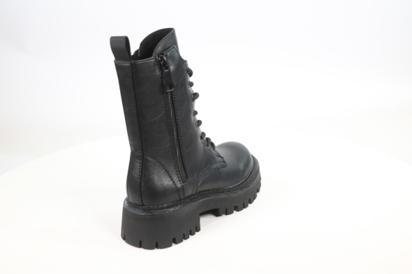 Сапоги и ботинки Betsy 50103904