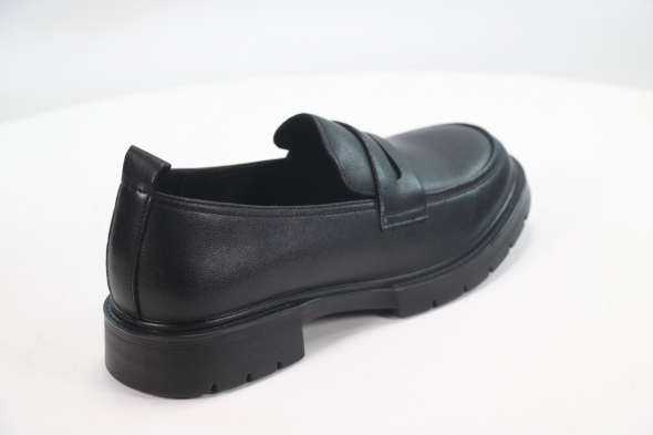 Туфли закрытые Madella 50108111