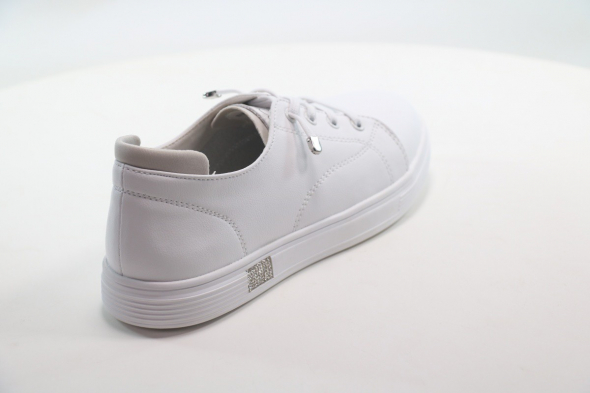 Спортивная обувь Madella 50108090