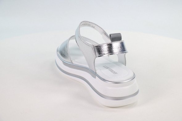 Босоножки и сандалии Andrea Botti 50112332