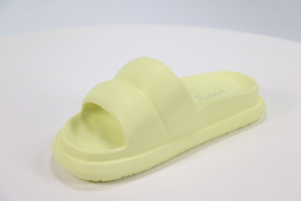 Тапочки для бассейна NIOTA Line 50105001