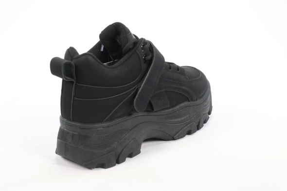 Спортивная обувь CROSBY 50098721