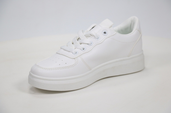 Спортивная обувь APOJEE 18056024