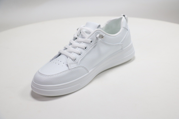 Спортивная обувь Rixshuz 50108144